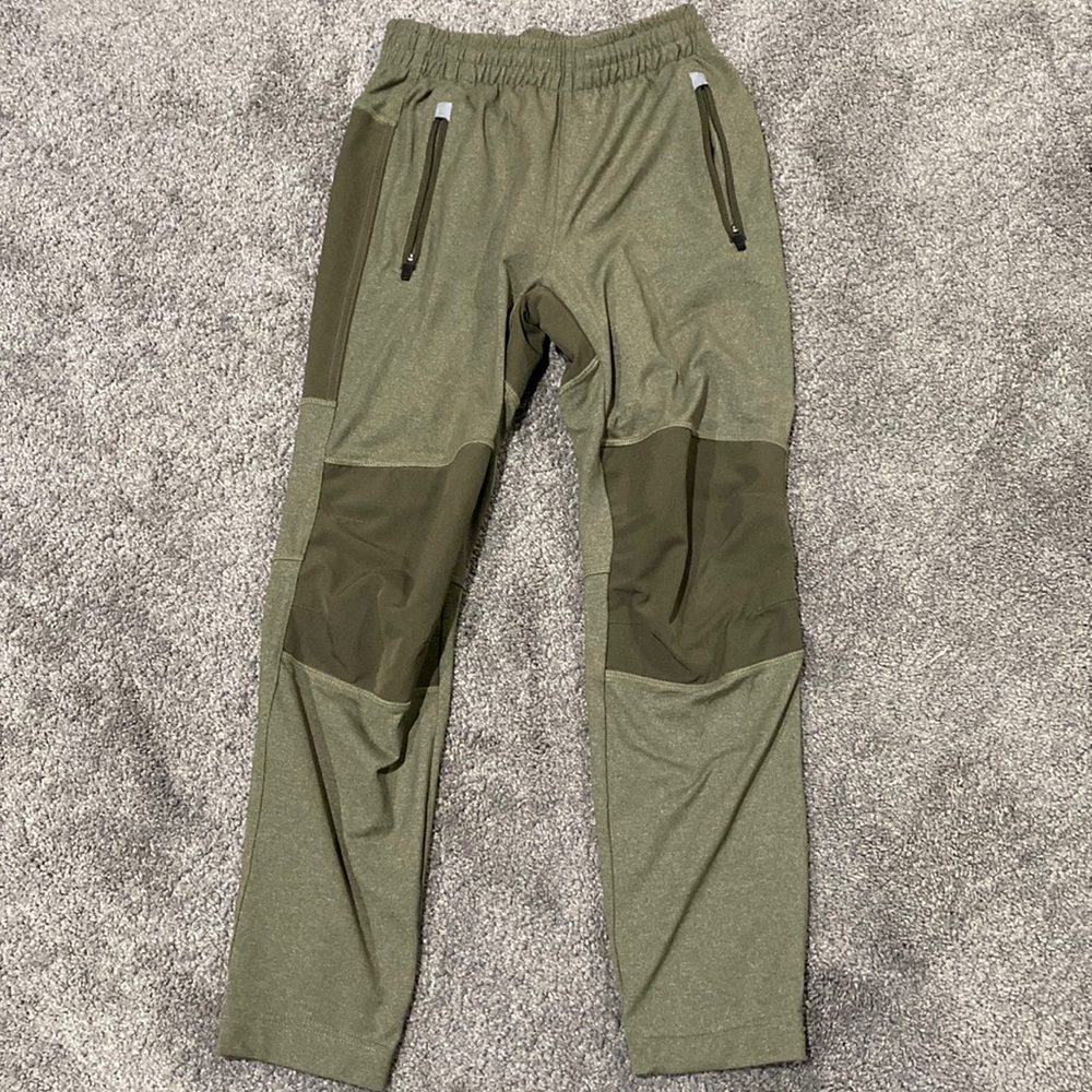 LL Bean’s MOST DURABLE Pants / Boys Joggers Size 10